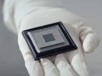 突破“时间”极限 -- 谷歌量子芯片Willow简介